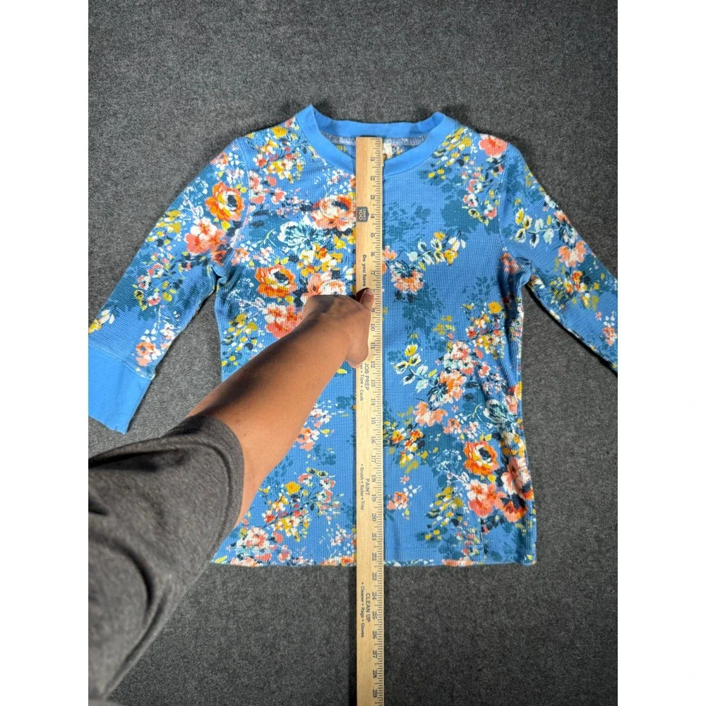 Sundance Womens Blue Floral Thermal Waffle Knit 3/4 Sleeve Top Size M RN106205 - Picture 6 of 8